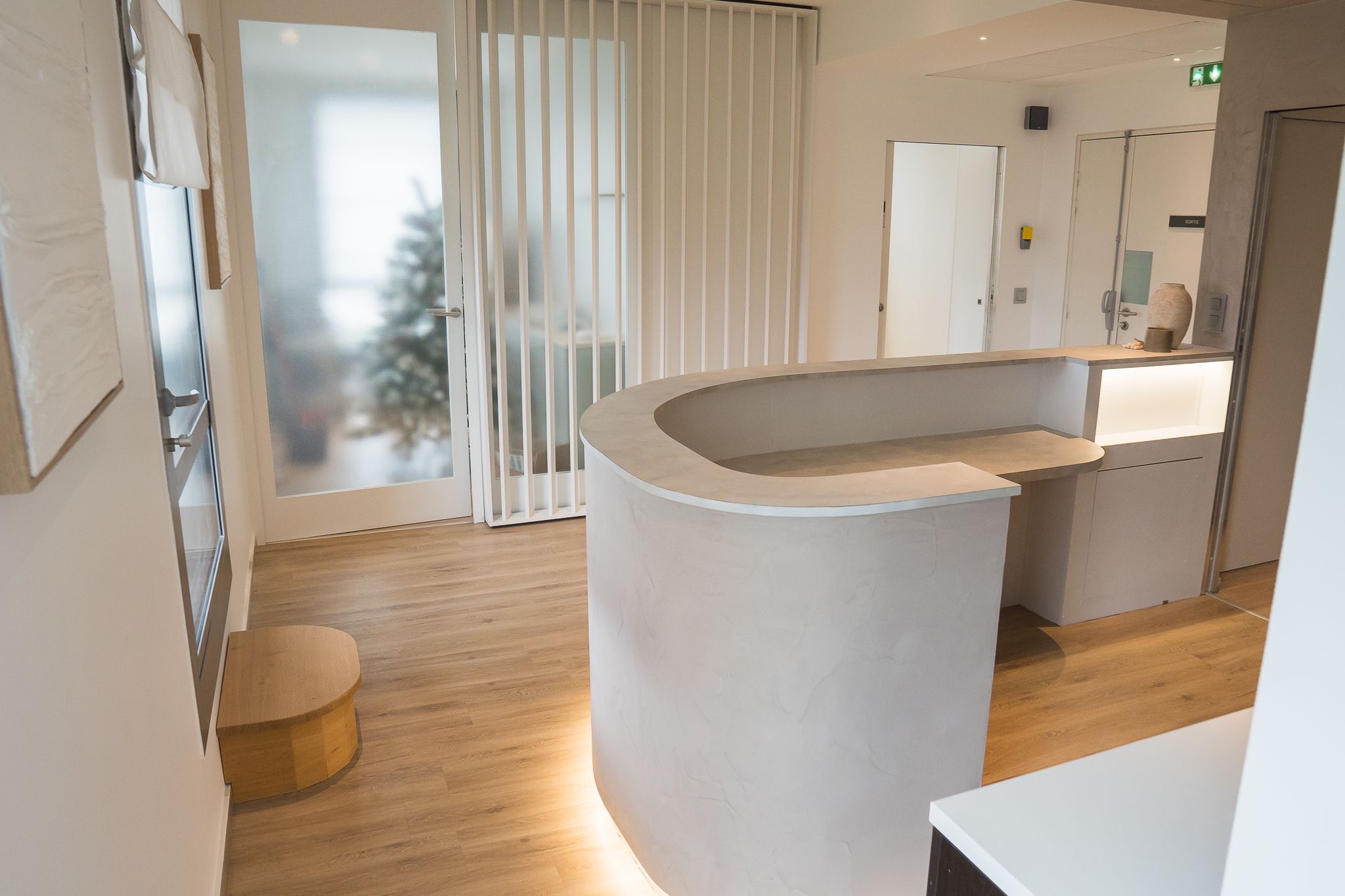 Banque d'accueil sur mesure